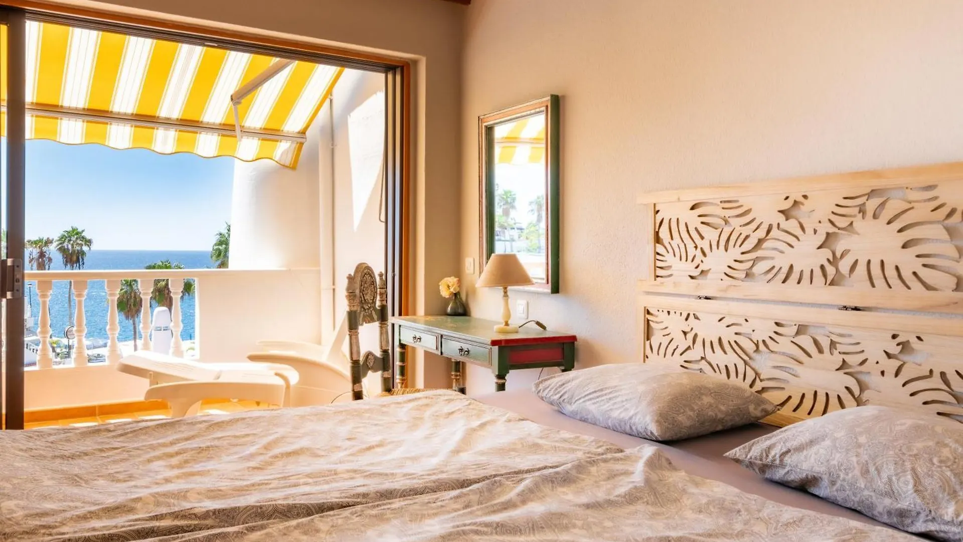 Club Atlantis Aparthotel Ocean View Costa Adeje  Appartement